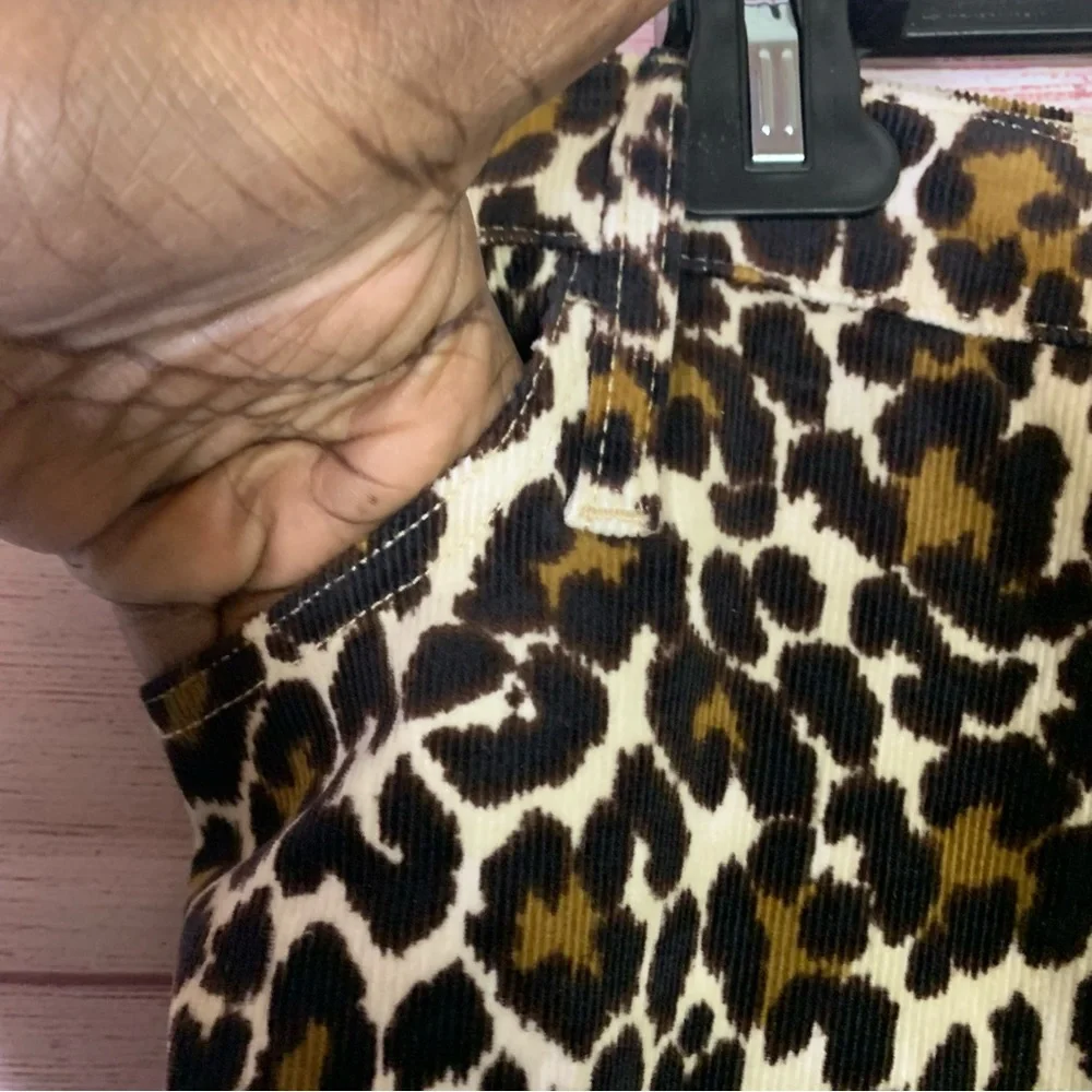 J. Crew 13” Rise Animal Print Corduroy Pands‎ Size 35